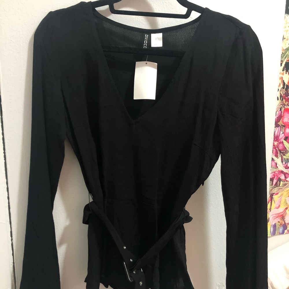 H&M belted top